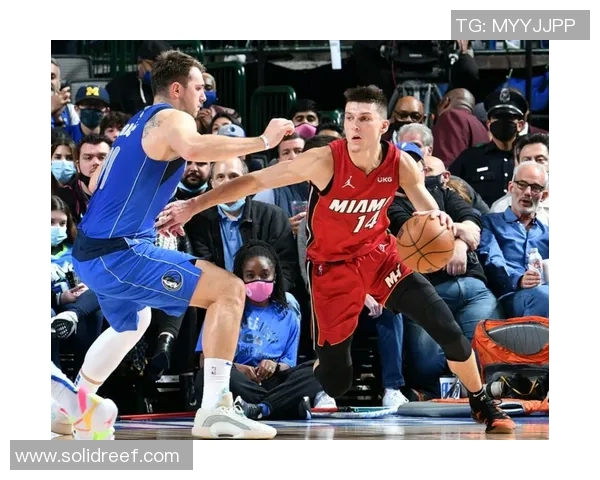 热火队战胜独行侠，取得胜利，彰显不屈斗志