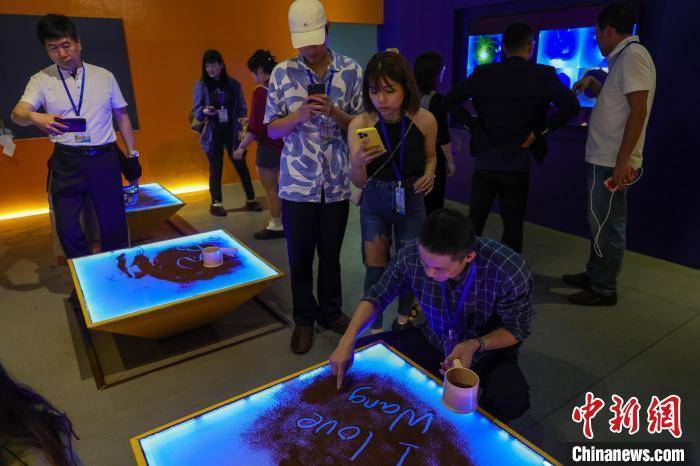 多米体育APP侨见海南自贸港：咖啡产业“玩”出老少皆宜新花样(图1)