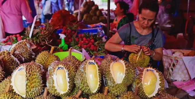 泰国大量水果腐烂因为摊上的一句中文中国游客：自己留着吧(图18)